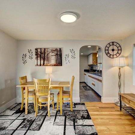 Little Blue Bungalow On Boise'S Bench, Pet Friendly, Fully Fenced Yard With Doggie Door! 2 Miles From Bsu, 5 Minutes From Downtown Boise, Desk And Workstation For Remote Workers, 2 Tv'S Large Walk-In Closet, Good For Mid-Term Stays Exteriér fotografie