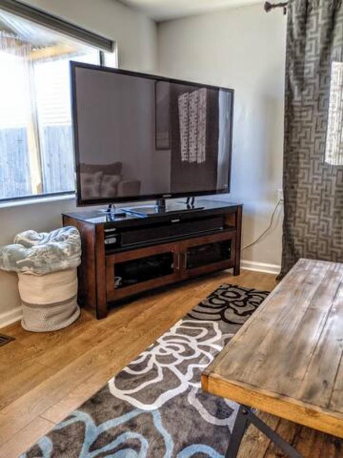 Little Blue Bungalow On Boise'S Bench, Pet Friendly, Fully Fenced Yard With Doggie Door! 2 Miles From Bsu, 5 Minutes From Downtown Boise, Desk And Workstation For Remote Workers, 2 Tv'S Large Walk-In Closet, Good For Mid-Term Stays Exteriér fotografie