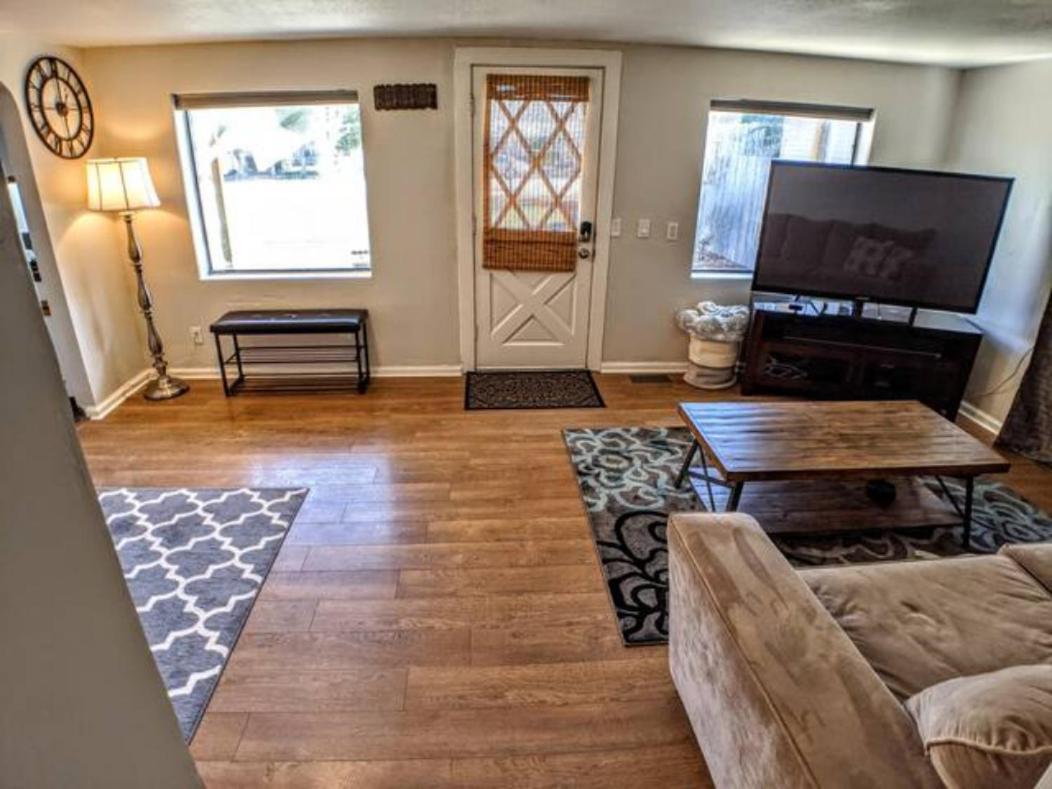Little Blue Bungalow On Boise'S Bench, Pet Friendly, Fully Fenced Yard With Doggie Door! 2 Miles From Bsu, 5 Minutes From Downtown Boise, Desk And Workstation For Remote Workers, 2 Tv'S Large Walk-In Closet, Good For Mid-Term Stays Exteriér fotografie