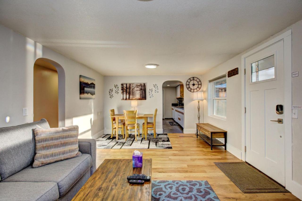 Little Blue Bungalow On Boise'S Bench, Pet Friendly, Fully Fenced Yard With Doggie Door! 2 Miles From Bsu, 5 Minutes From Downtown Boise, Desk And Workstation For Remote Workers, 2 Tv'S Large Walk-In Closet, Good For Mid-Term Stays Exteriér fotografie