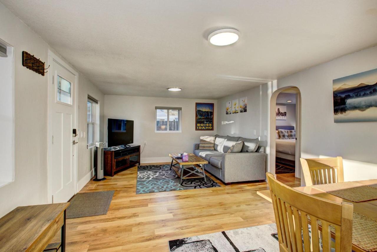 Little Blue Bungalow On Boise'S Bench, Pet Friendly, Fully Fenced Yard With Doggie Door! 2 Miles From Bsu, 5 Minutes From Downtown Boise, Desk And Workstation For Remote Workers, 2 Tv'S Large Walk-In Closet, Good For Mid-Term Stays Exteriér fotografie