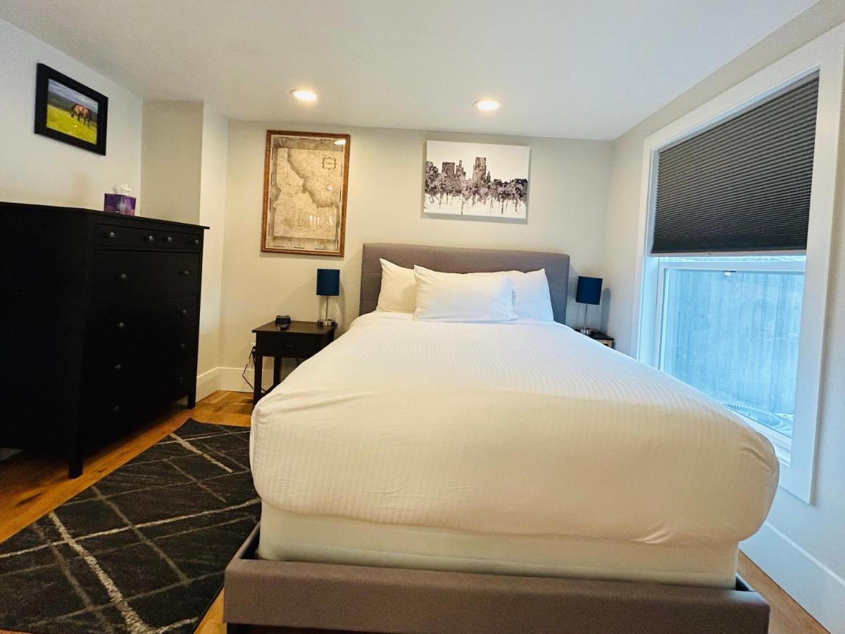 Little Blue Bungalow On Boise'S Bench, Pet Friendly, Fully Fenced Yard With Doggie Door! 2 Miles From Bsu, 5 Minutes From Downtown Boise, Desk And Workstation For Remote Workers, 2 Tv'S Large Walk-In Closet, Good For Mid-Term Stays Exteriér fotografie