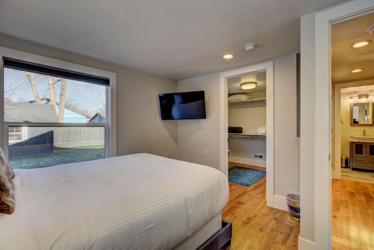 Little Blue Bungalow On Boise'S Bench, Pet Friendly, Fully Fenced Yard With Doggie Door! 2 Miles From Bsu, 5 Minutes From Downtown Boise, Desk And Workstation For Remote Workers, 2 Tv'S Large Walk-In Closet, Good For Mid-Term Stays Exteriér fotografie