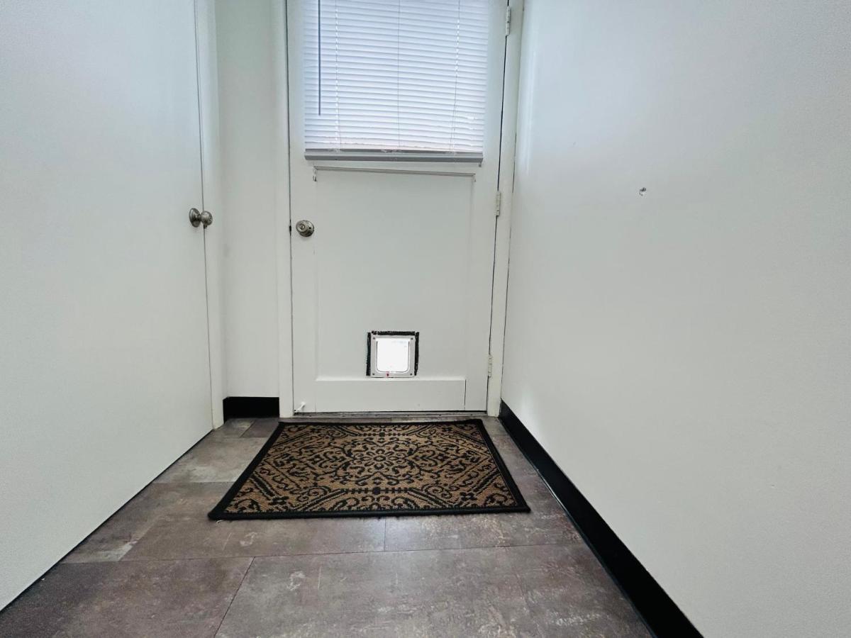 Little Blue Bungalow On Boise'S Bench, Pet Friendly, Fully Fenced Yard With Doggie Door! 2 Miles From Bsu, 5 Minutes From Downtown Boise, Desk And Workstation For Remote Workers, 2 Tv'S Large Walk-In Closet, Good For Mid-Term Stays Exteriér fotografie
