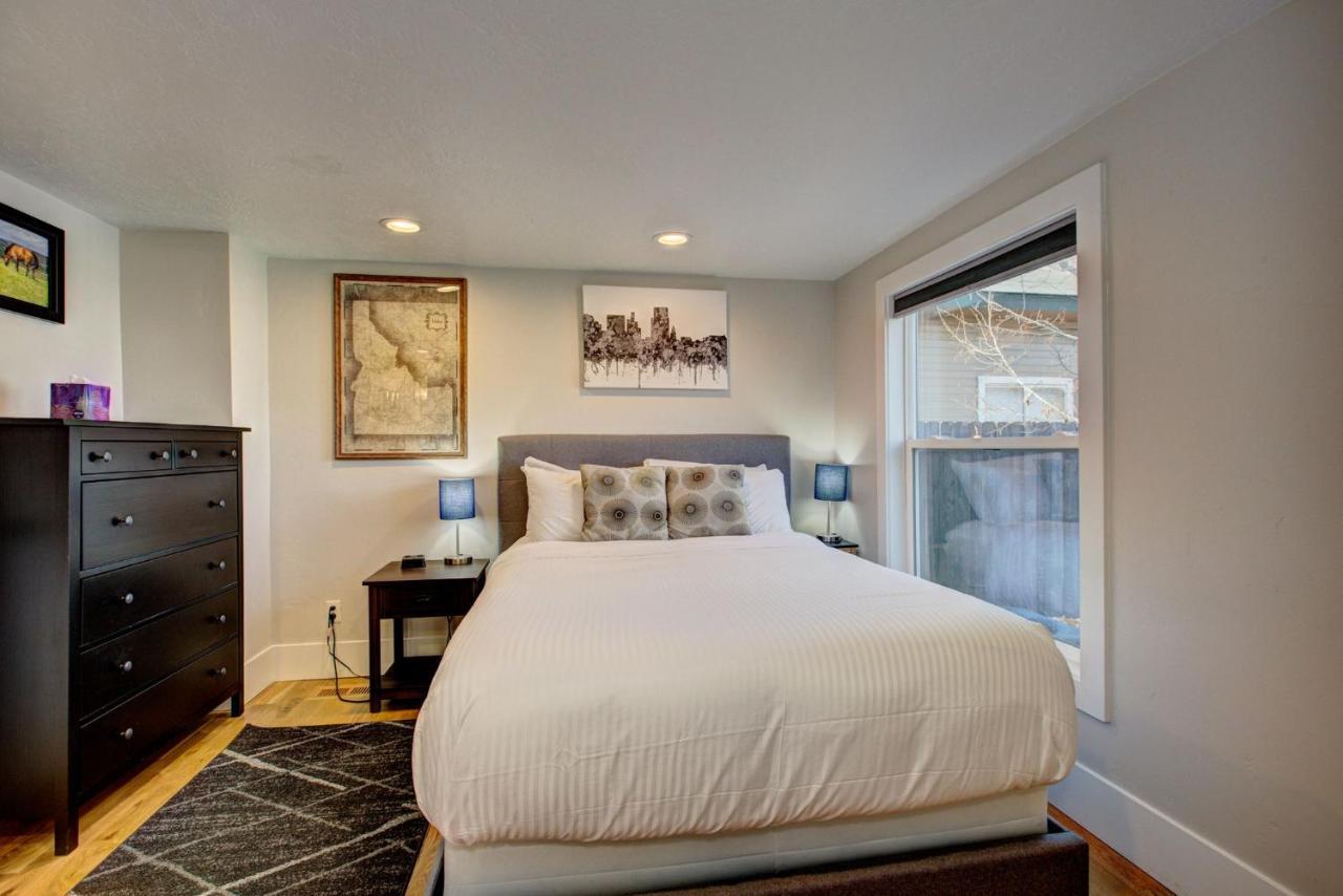 Little Blue Bungalow On Boise'S Bench, Pet Friendly, Fully Fenced Yard With Doggie Door! 2 Miles From Bsu, 5 Minutes From Downtown Boise, Desk And Workstation For Remote Workers, 2 Tv'S Large Walk-In Closet, Good For Mid-Term Stays Exteriér fotografie